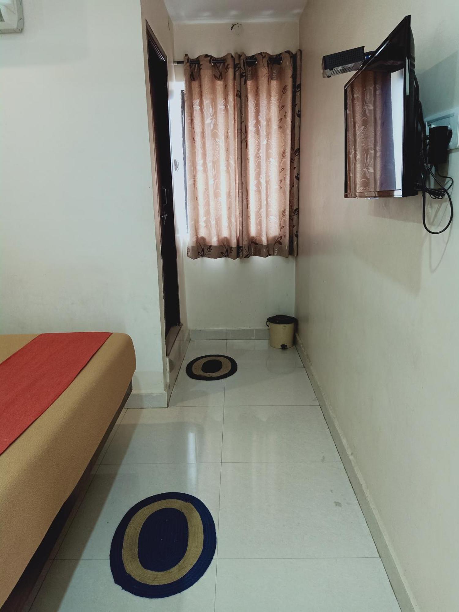 Hotel Neem Tree Hyderabad Airport Шамшабад Екстериор снимка