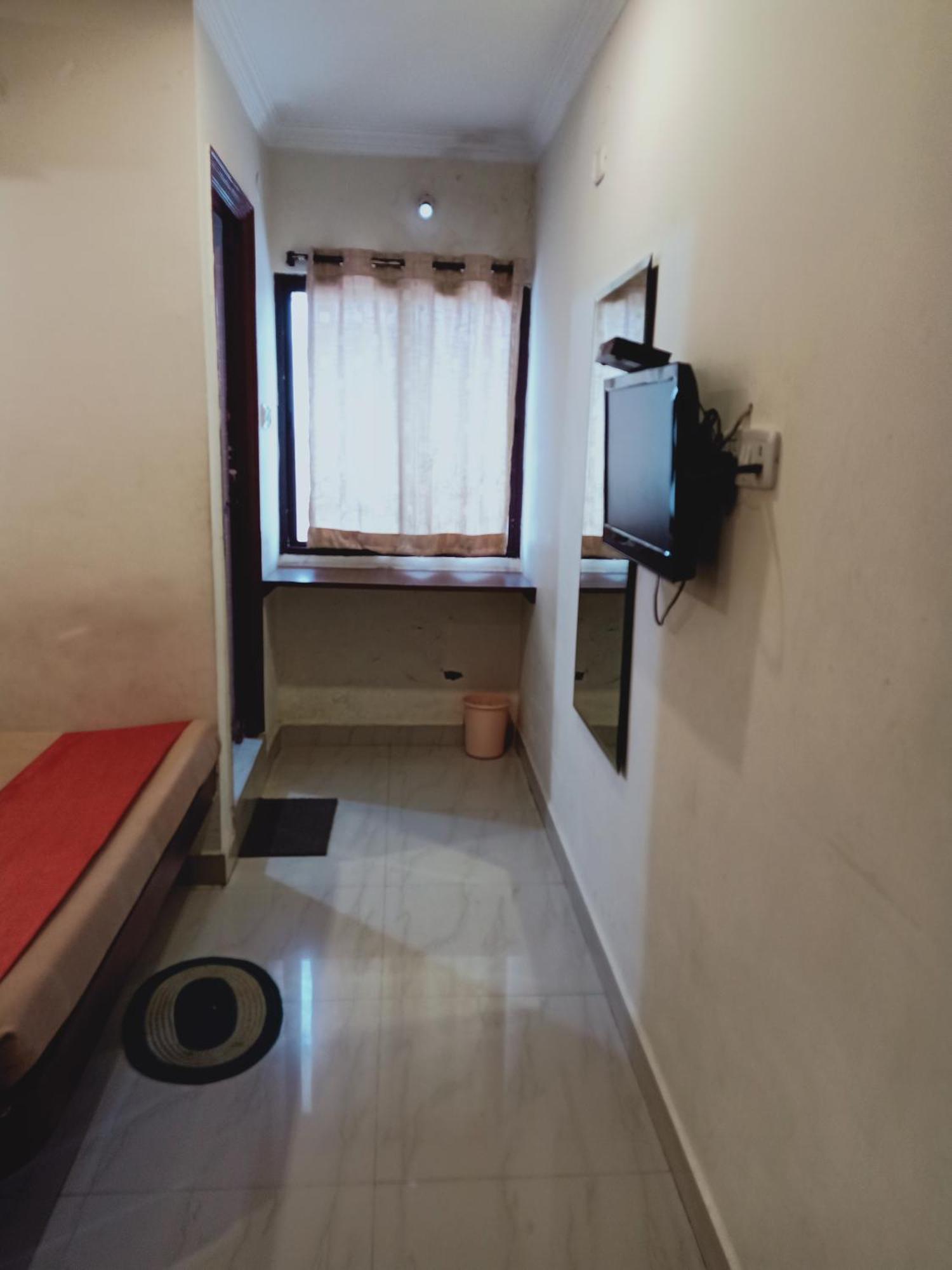 Hotel Neem Tree Hyderabad Airport Шамшабад Екстериор снимка