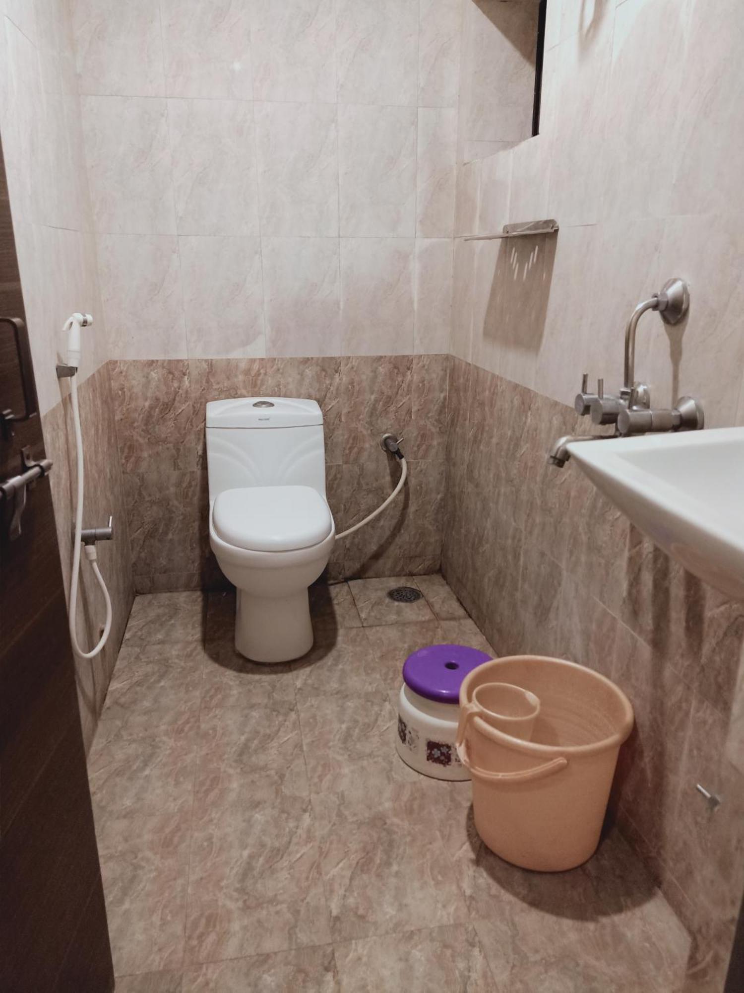 Hotel Neem Tree Hyderabad Airport Шамшабад Екстериор снимка